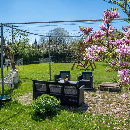 Relax & Play By Interhome Cabar