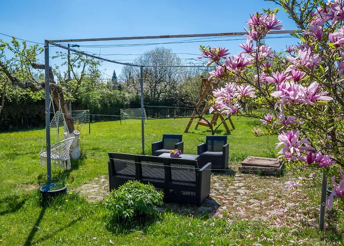 Relax & Play By Interhome Cabar