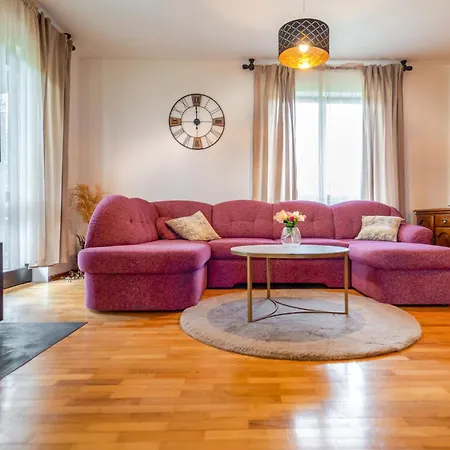 Relax & Play By Interhome *