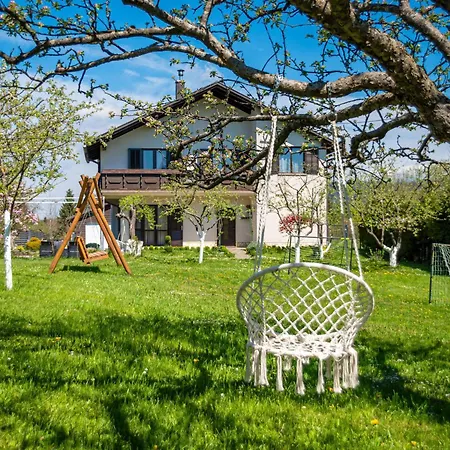 Relax & Play By Interhome Cabar