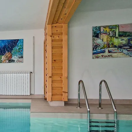 Relax & Play By Interhome Cabar