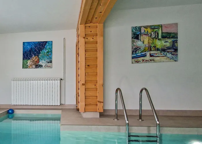 Relax & Play By Interhome Cabar